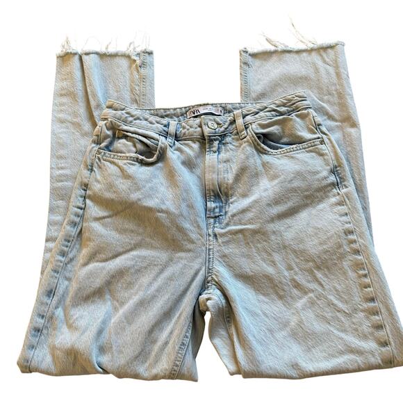 Zara High Waisted Jeans Women’s - Picture 3 of 7